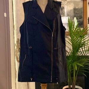 Lane Bryant sleeveless light weight vest/coat